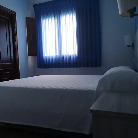 Playa De Catedrales Hotel 2*