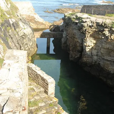 Hotel Playa De Catedrales 2*